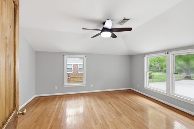 510 Rochelle Dr, Nashville, TN 37220