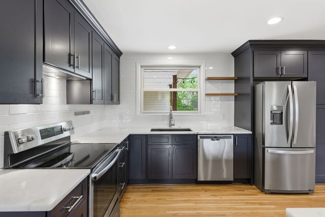 510 Rochelle Dr, Nashville, TN 37220