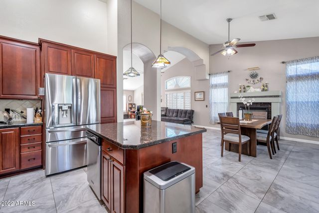 2072 W HARRISON Street, Chandler, AZ 85224