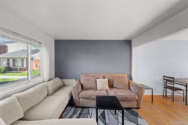 8083 Coventry Street 98, Westland, MI 48185