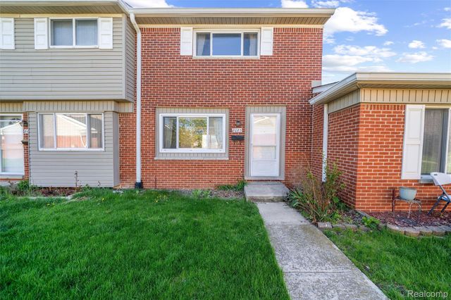 8083 Coventry Street 98, Westland, MI 48185