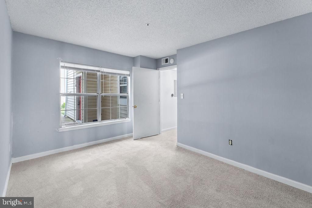 Image 15 of property listing at 14224 YARDARM WAY #110, Laurel, MD 20707