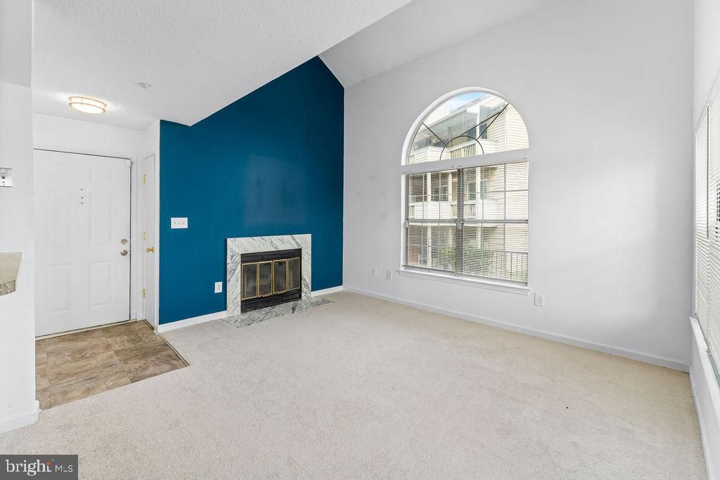 Image 6 of property listing at 14224 YARDARM WAY #110, Laurel, MD 20707