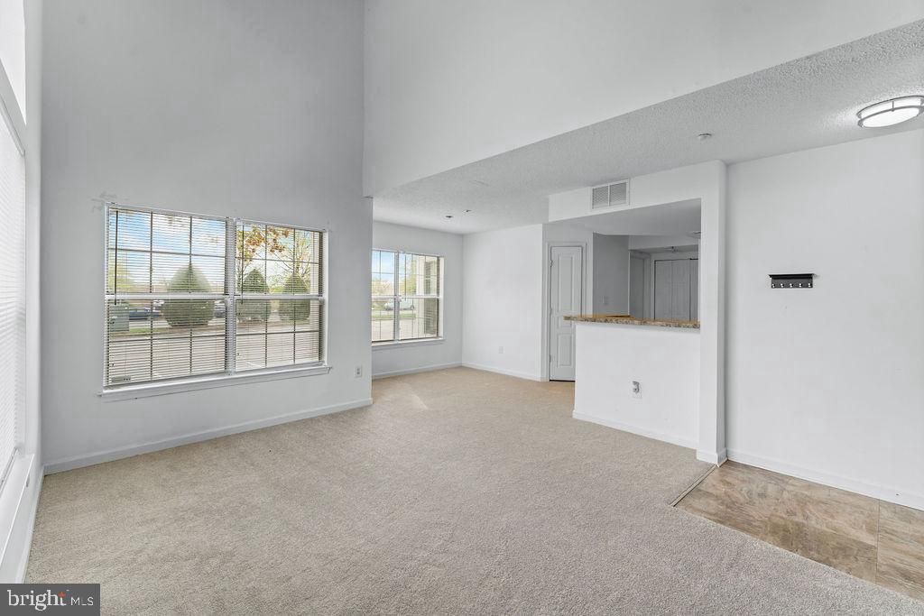 Image 9 of property listing at 14224 YARDARM WAY #110, Laurel, MD 20707