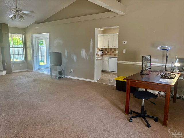 5620 Bauer Rd, Pensacola, FL 32507