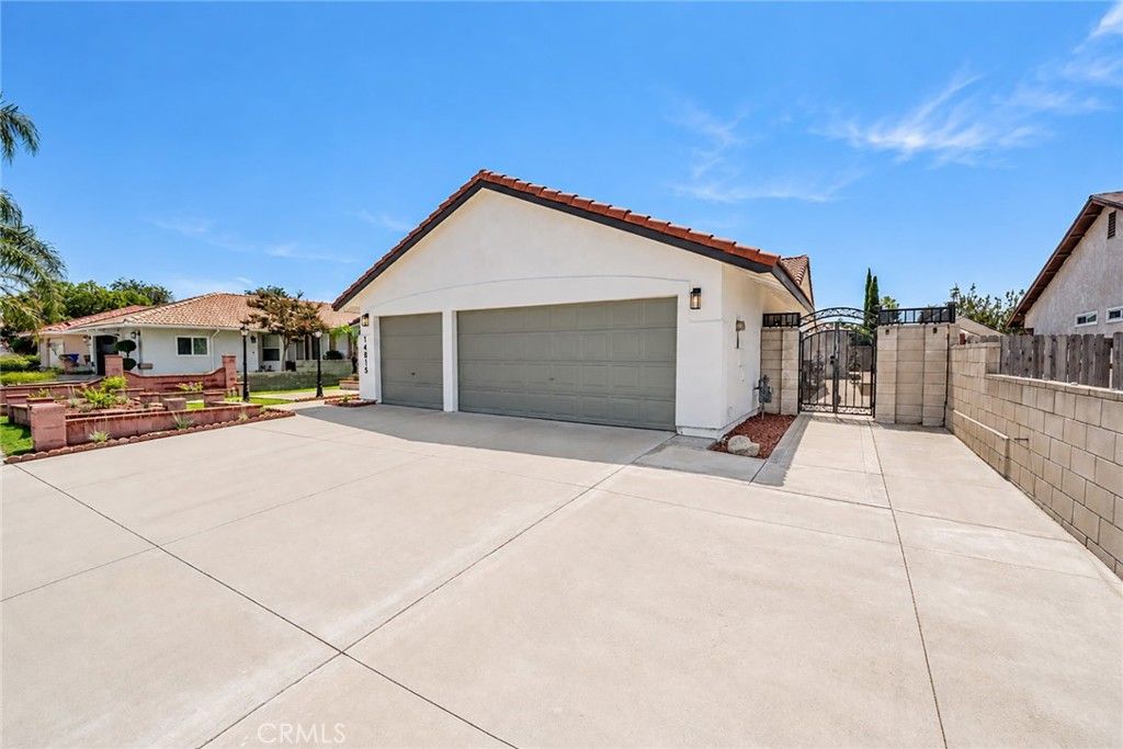14815 Hibiscus, Fontana, CA 92335 — photo 2