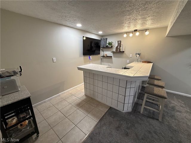 504 Greenbrier Court, Steubenville, OH 43953