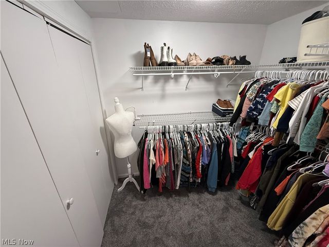 504 Greenbrier Court, Steubenville, OH 43953