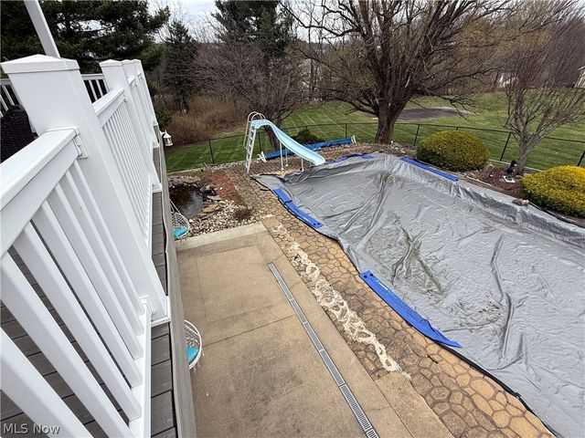 504 Greenbrier Court, Steubenville, OH 43953