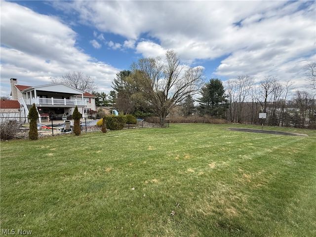 504 Greenbrier Court, Steubenville, OH 43953