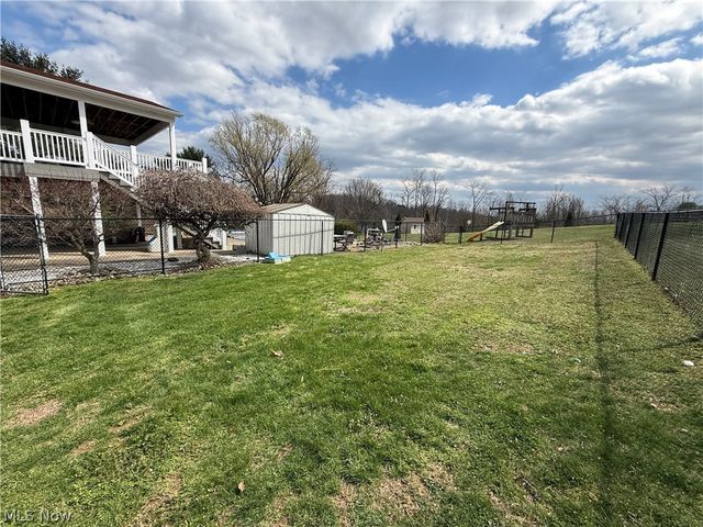 504 Greenbrier Court, Steubenville, OH 43953