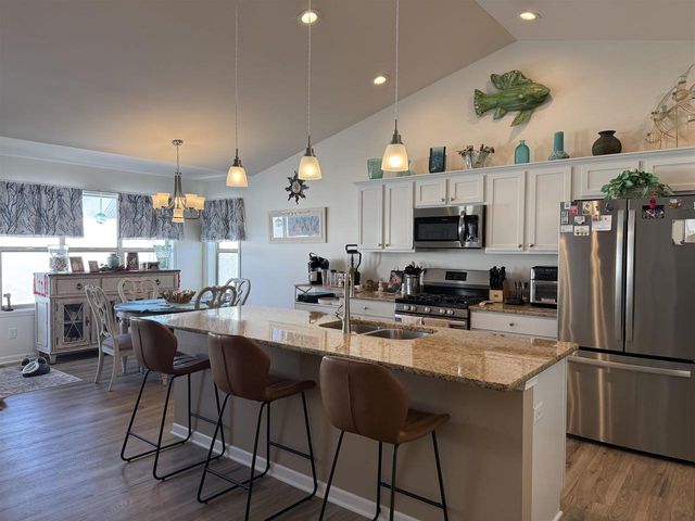 863 E Bridget Drive, Beloit, WI 53511