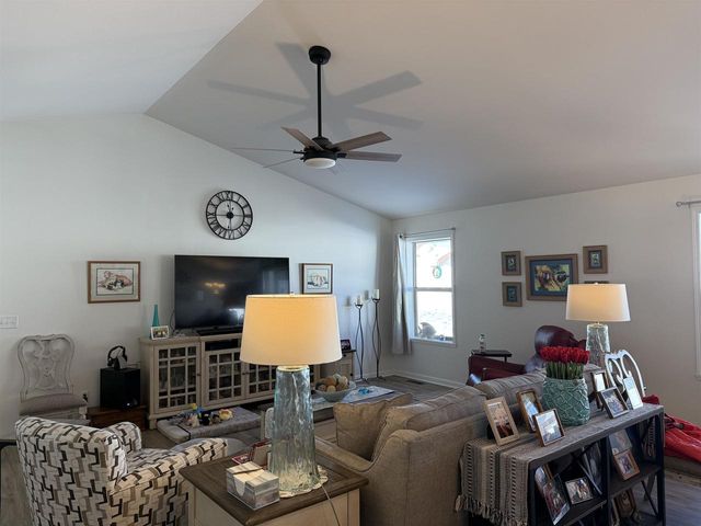 863 E Bridget Drive, Beloit, WI 53511