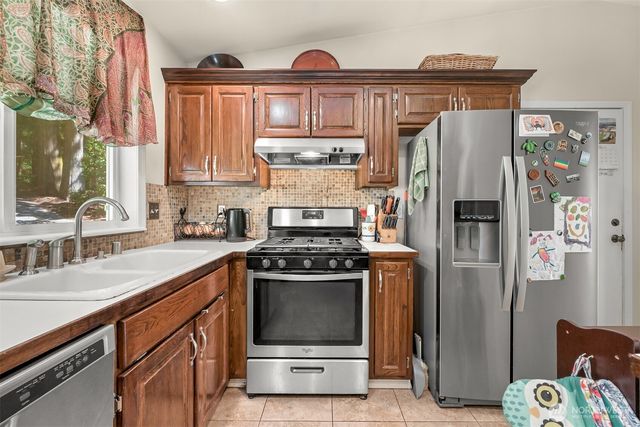 10 Cedar Place, Bellingham, WA 98229