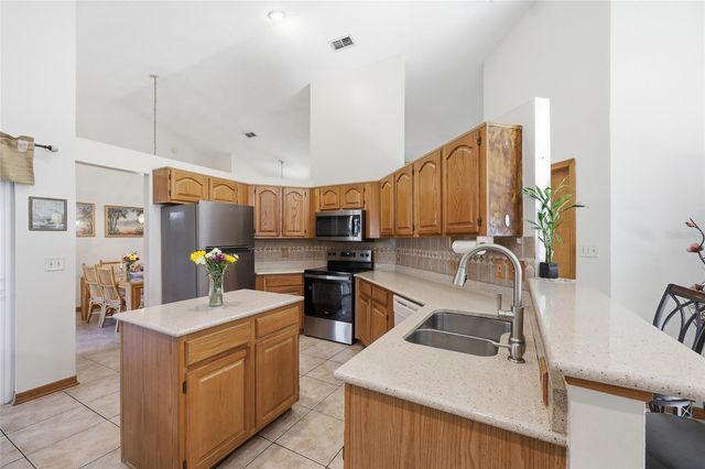 9516 CULLOWHEE COURT, Orlando, FL 32817