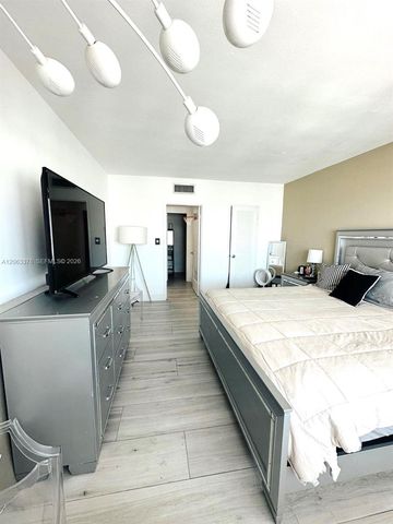1000 West Ave PH27, Miami Beach, FL 33139