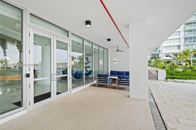 1000 West Ave PH27, Miami Beach, FL 33139