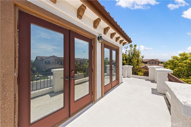 2563 N Falconer, Orange, CA 92867