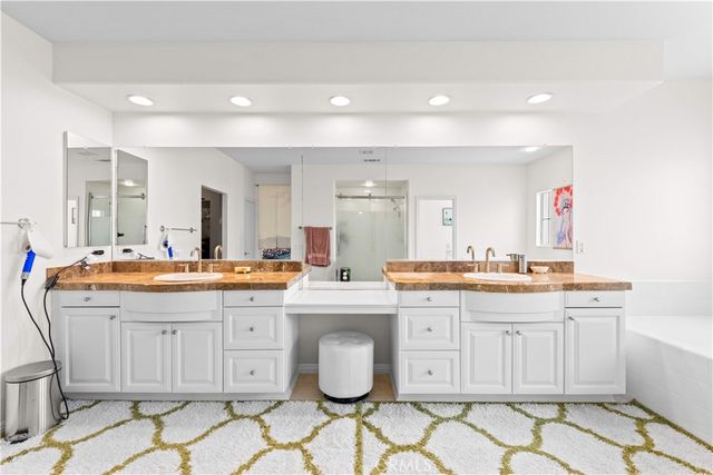 2563 N Falconer, Orange, CA 92867