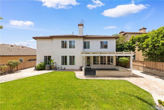 2563 N Falconer, Orange, CA 92867