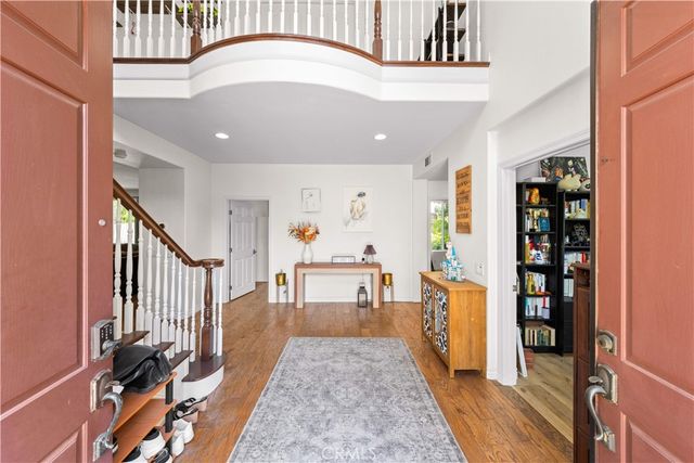 2563 N Falconer, Orange, CA 92867