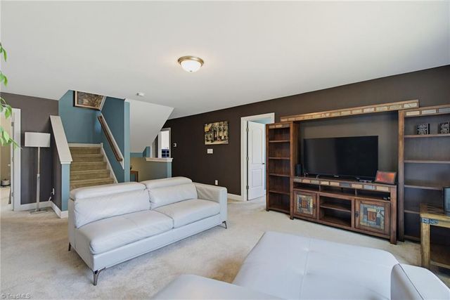40 Onslowbay Court, Whitsett, NC 27377