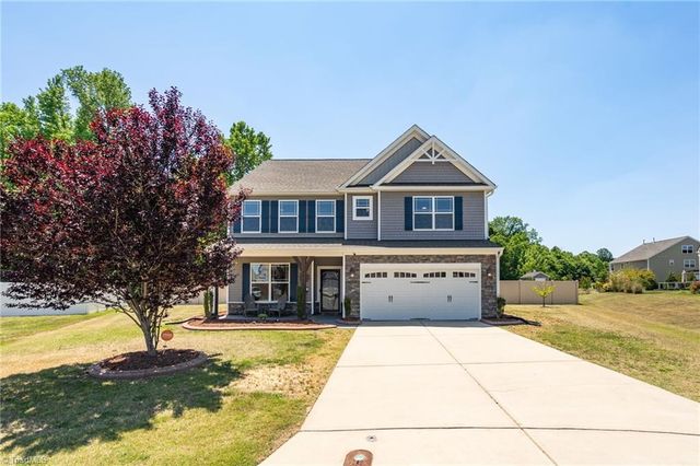 40 Onslowbay Court, Whitsett, NC 27377