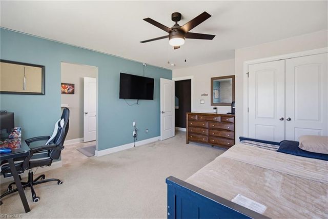 40 Onslowbay Court, Whitsett, NC 27377