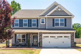 40 Onslowbay Court, Whitsett, NC 27377