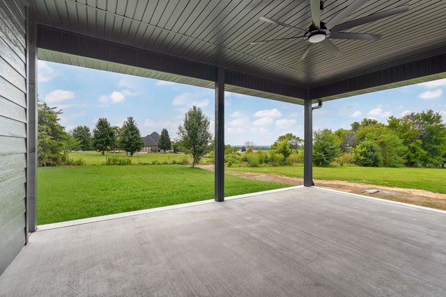5154 N Seacrest Drive, Ozark, MO 65721