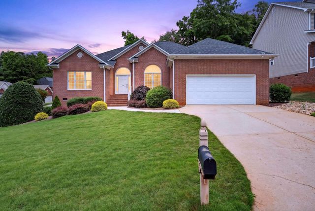 444 Doleman Drive, Spartanburg, SC 29301