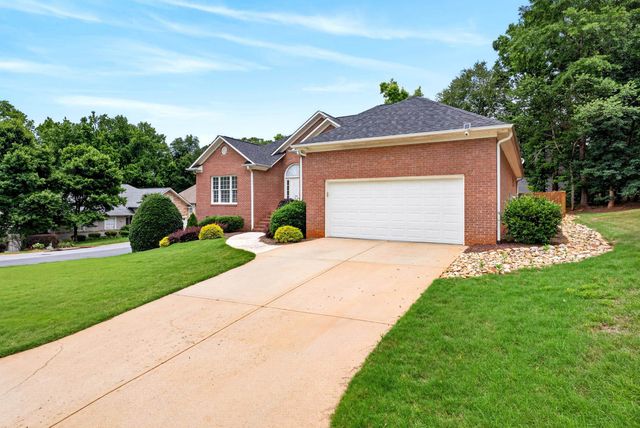 444 Doleman Drive, Spartanburg, SC 29301