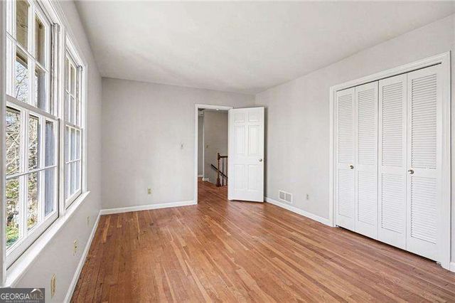 1758 W Nancy Creek Drive NE, Atlanta, GA 30341