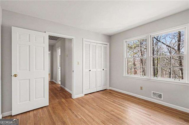 1758 W Nancy Creek Drive NE, Atlanta, GA 30341