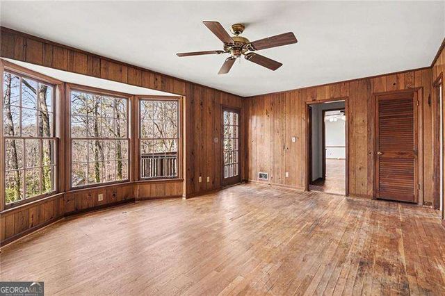 1758 W Nancy Creek Drive NE, Atlanta, GA 30341