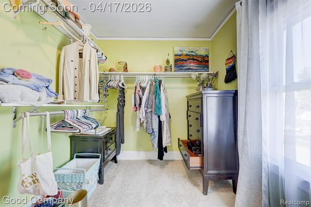 812 E George Avenue, Hazel Park, MI 48030