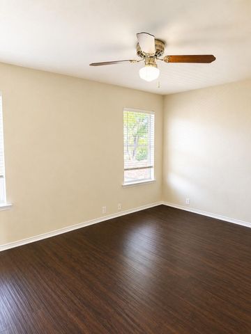 10633 Traymore Drive, Fort Worth, TX 76244