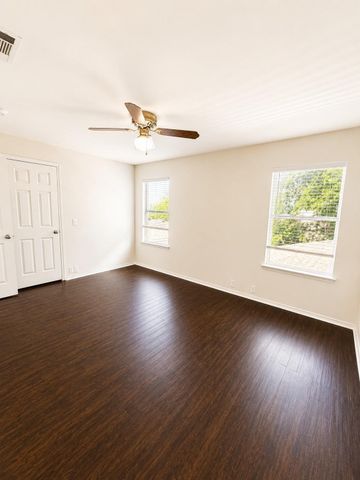 10633 Traymore Drive, Fort Worth, TX 76244