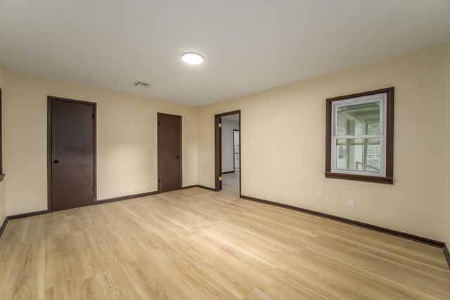 205 N Sedgwick St, Wichita, KS 67203