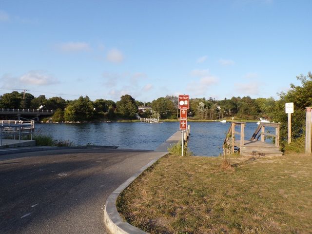 10 Old Colony Way, Yarmouth, MA 02664