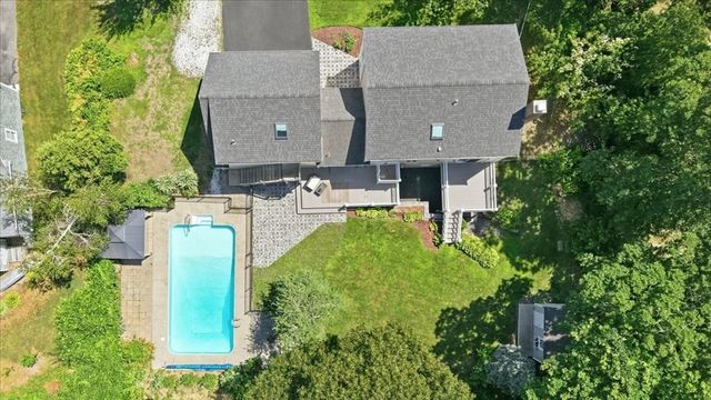 10 Old Colony Way, Yarmouth, MA 02664