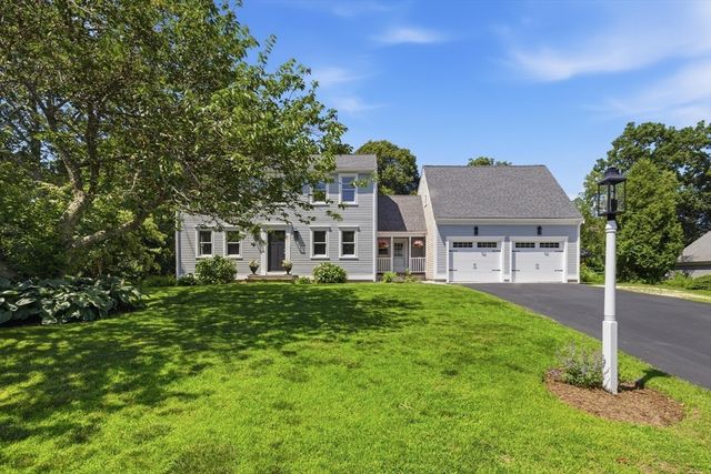 10 Old Colony Way, Yarmouth, MA 02664