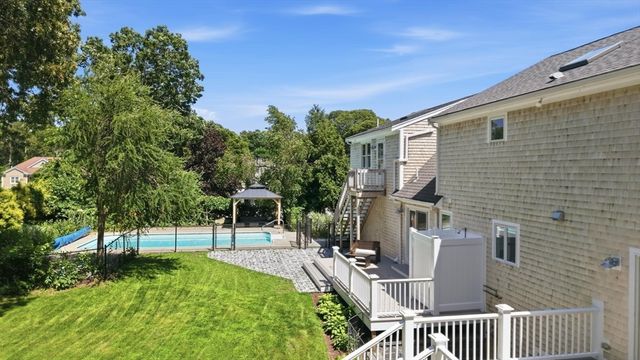 10 Old Colony Way, Yarmouth, MA 02664