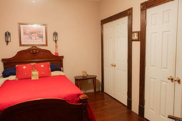 94 Givens, Morrilton, AR 72110