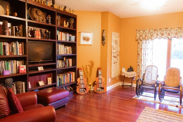 94 Givens, Morrilton, AR 72110