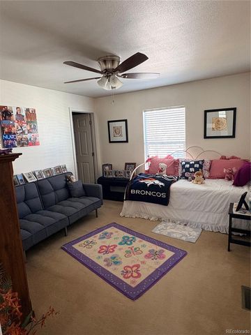 4605 Ashwood Street, Longmont, CO 80504