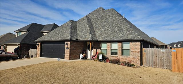 711 Taylor Street, Siloam Springs, AR 72761