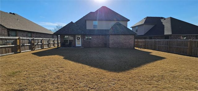 711 Taylor Street, Siloam Springs, AR 72761