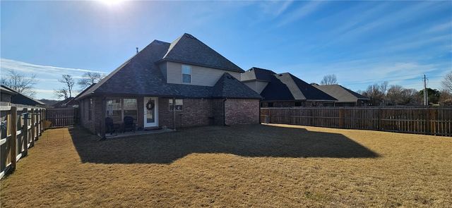 711 Taylor Street, Siloam Springs, AR 72761