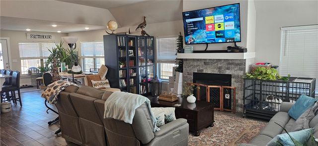 711 Taylor Street, Siloam Springs, AR 72761